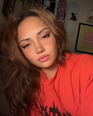 Avani Instagram - pics i sent to the groupchat