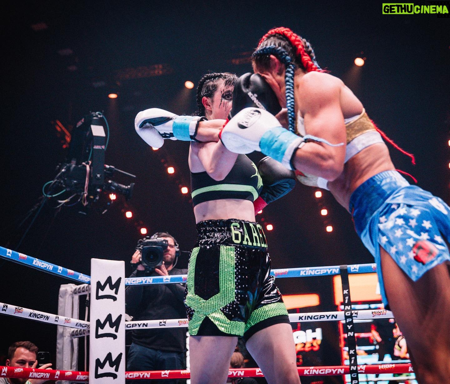 Avery Quinn Pongracz Instagram - I canβt wait to step in the ring again! A little throwback because last time was just too much fun xx This time iβll get my knockout for real ππ It streams for free on @daznboxing so be ready saturday the 15th ππ€