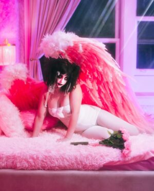 Avery Quinn Pongracz Instagram - Happy Valentine’s Day 🥀