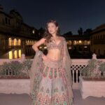 Avneet Kaur Instagram – In my param sundari moment 🧚‍♀️💗🤭

Styling @kmundhe4442 
Wearing  @mohrayacouture
Jewellery @laadoatelier 
Makeup Me