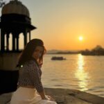 Avneet Kaur Instagram – 😍🌅 #candids