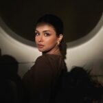 Avneet Kaur Instagram – Nobody watches you harder then the people that don’t like you..
GIVE THEM A SHOW!🤎✨