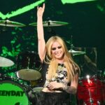Avril Lavigne Instagram – Congrats @greenday on receiving the Landmark Award at The @iheartradio Awards last night. Your influence runs deep and is forever etched in rock history! 💚🤘🏻🖤