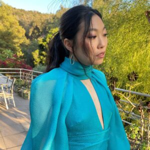 Awkwafina Instagram - #Emmys2021 @televisionacad 💙 

@emilychengmakeup 
@kyleeheathhair 
@thuybnguyen 
@ecduzit 
@maddielouviere 
Wearing: @moniquelhuillier @gucci