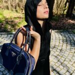 Ayça Ayşin Turan Instagram – #PradaReNylon @prada ♻️🌊🩵
#gifted