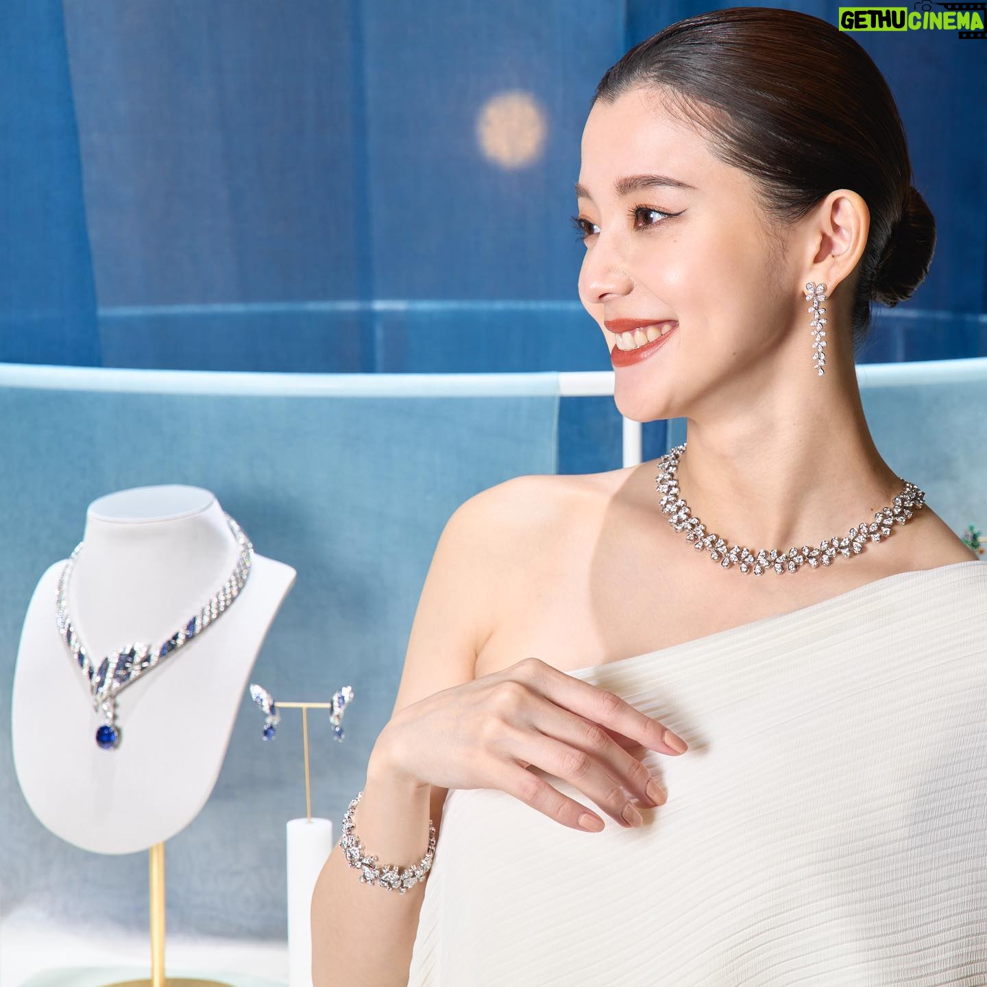 Aya Asahina Instagram - . . -CHAUMET- . 先日特別イベント「Conversation Virtuoses 2」 ショーメの卓越したハイジュエリーと、 日本伝統を受け継ぐ若き匠3名との “対話”を見させていただきました。 . 今年6月にパリに伺った時に拝見した ハイジュエリーもあり、 とても輝かしく繊細で素敵な時間を過ごさせて頂きました。 . #ショーメ #chaumet #conversationvirtuoses2 . @chaumetofficial . .