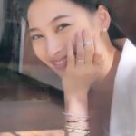 Aya Omasa Instagram - Precious 5月号🩵✨ @graff 💎💎💎 重ね付けが素敵🥹 #graff