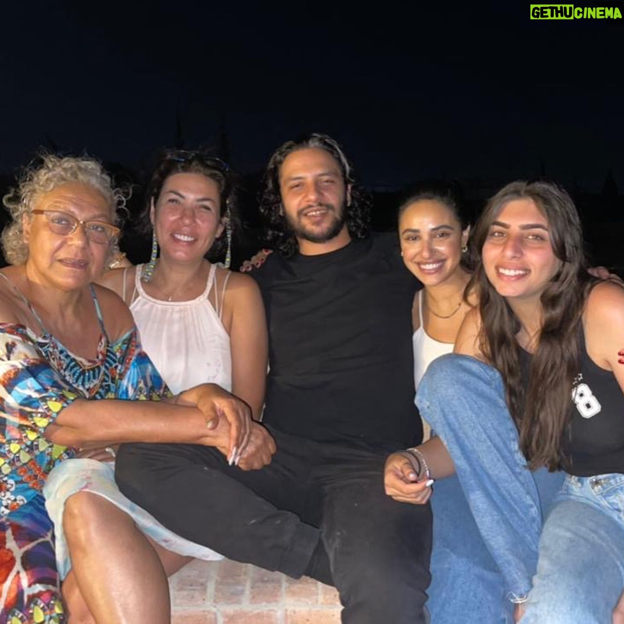 Aya Samaha - 70.3K Likes - هتوحشينا يا mamaso ♥️
ربنا يرحمك و يصبر كل حبايبك
حبى ليكي ما يتوصفش
انتي ست الكل فعلا زي مأنا كنت دايما بقولك يا رب تكوني في وسط حبايبك و مبسوطة و يا رب نتقابل في الجنة
ربنا يرحمك يا حبيبتي
@nahedfareedshawky