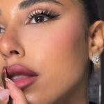 Aya Samaha Instagram - Close ups of my beauty queen @ayahsamaha ✨ #duhasmakeup