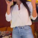 Ayem Nour Instagram – Quand tu te prends pour une chanteuse mais que tu ne connais pas les paroles… 💁🏻‍♀️ 
Mentionne le/la relou de ta bande. 🤪