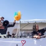Ayesha Curry Instagram - Stephen and I had a blast cheering on the runners this morning at the Oakland Marathon.🌟 Congrats to all the finishers! We are honored to have our foundation, @eatlearnplay, serve as the official beneficiary of the race and we send a heartfelt thank you to all the runners, sponsors, and volunteers for their support of Oakland students!