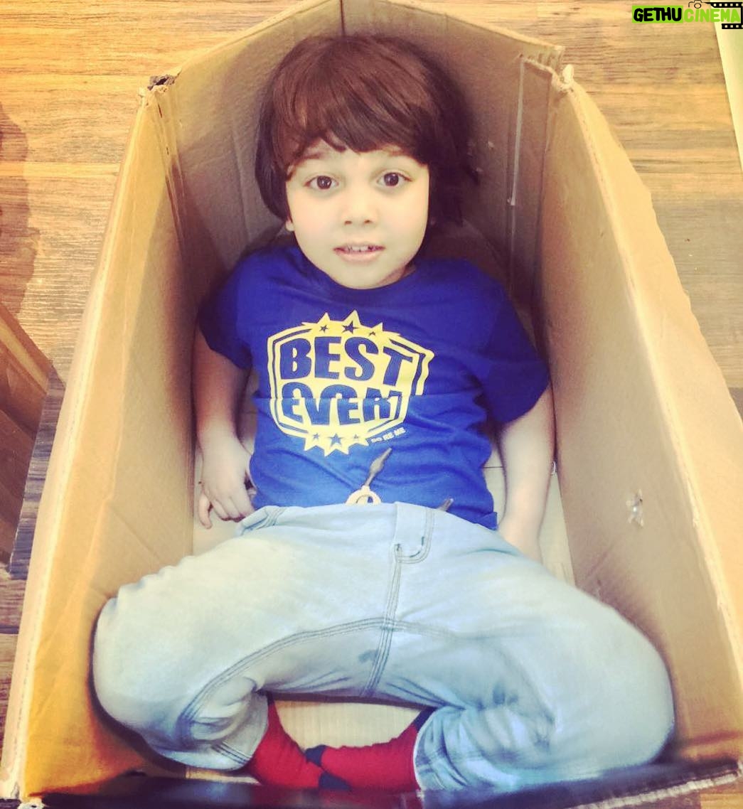 Ayesha Takia Instagram - Naughty Mikail 😜 lmao🤣 this was his hiding spot at office!