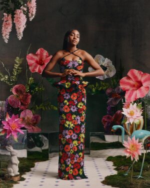 Ayo Edebiri Instagram - 💐RODARTE💐

thank you so much for having me❣️

Designed by @kateandlauramulleavy
Photography by: @dritch
    
Styled by: @shirleykurata and @ashleyfurnival
Hair by: @milesjeffrieshair
Makeup by:  @u.z.o for @narsissist
Manicures by: @MTMorganTaylor
Production Design by: @adamandtinadesign
Post Production: @phtsdr
Production by: @blondprodn
Executive Production by: @nicoleprokes
Production Coordinator by: @amandamescudi
Production by: @h.ladyyy
Shot at Primo Studio @primostudiosla
#rodarte