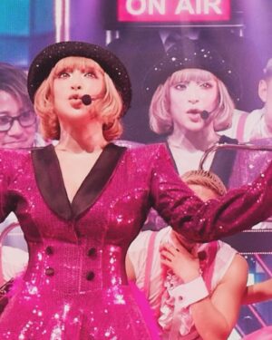 Ayumi Hamasaki Instagram - 昨日、ラスト2ステージとなる振替公演の通しリハーサルを無事に終えて、やっと沖縄公演までの日々を現実として受け止められたので。

#ayu47都道府県tour 
#福井TA
#石川TA
#遠征組TA
#スペシャルセトリ
#楽しみにしていて下さい

📷 @masayukikamo
