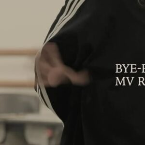 Ayumi Hamasaki Instagram - 『BYE-BYE』 リハーサル風景👋❣️キッズダンサーの頑張りすごいんですっ🥹

プロフィールのリンクから本編も観てね👐

#NHKみんなのうた
#ayu26th
#ayu26thanniversary