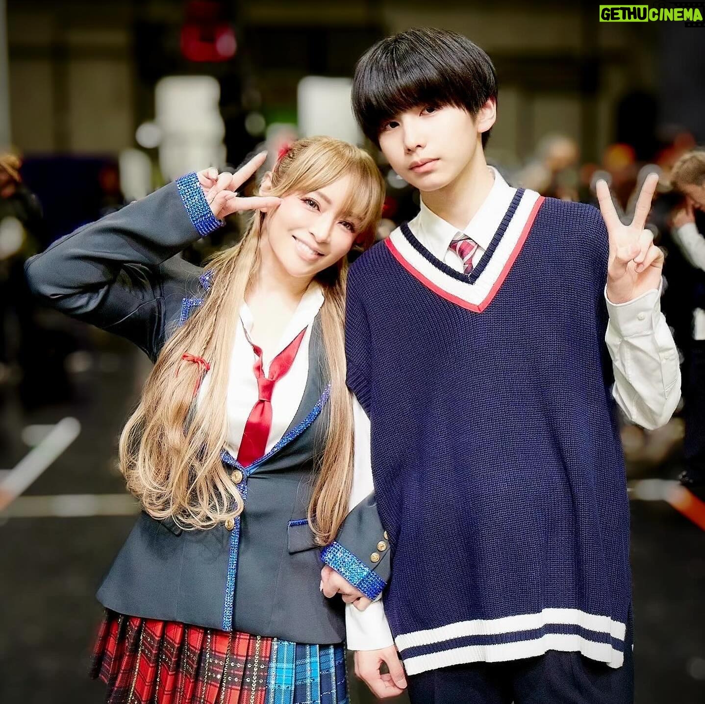 Ayumi Hamasaki Instagram - 中学生チーム!ものすごい集中力とスキルの高さに感動しました🥹👏✨✨✨ RIHITO @rihito961 AIME @_s2.vii9me JURI @juri._.dance RYUNOSUKE @ryu_rmmmm #BYEBYEバックステージ #ayu26thanniversary MVのフルサイズ公開と音源配信スタートは明日4月7日24時(4月8日0時)‼️‼️‼️ 📷 @masayukikamo