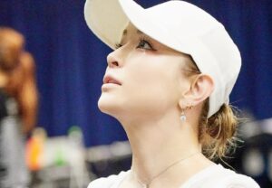 Ayumi Hamasaki Instagram - このツアー最後のリハーサルだったので、おまさ @masayukikamo が写真撮りにスタジオ来てくれた🥹🫶

これがまだ先週だなんて、びっくり！

#ayu47都道府県tour 
#最後のスタジオリハ
#ちょいちょい
#気になるとこあるやんな