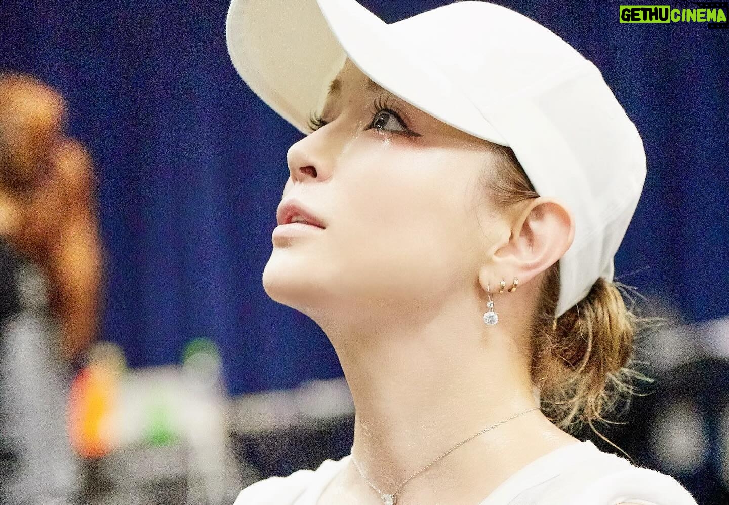 Ayumi Hamasaki - 3 Likes - このツアー最後のリハーサルだったので、おまさ @masayukikamo が写真撮りにスタジオ来てくれた🥹🫶
これがまだ先週だなんて、びっくり!
#ayu47都道府県tour
#最後のスタジオリハ
#ちょいちょい
#気になるとこあるやんな