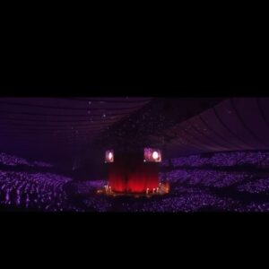 Ayumi Hamasaki Instagram - ayu47都道府県tour 〜カウントダウンライブ〜 12/29 GP 12/30 代々木 12/31 代々木 東京にいる事があまりなかった為、信じられないスピードで仕上げたカウントダウンライブ。この頃は二幕の終わりと同時に三幕のリハーサルもしていたので、3種類のステージをかけ持ちしていた時期でした。演者、スタッフ誰1人欠ける事なく無事に新年を迎えられます様にと、そればかり祈っていたように思います。結果は大大大感動巨編のライブになりました。やはりTAと代々木が合わさった時のパワーはいつ振り返っても鳥肌が止まらない特別な空気に包まれているのです。 #ayu47都道府県tour #カウントダウンライブ #しかしまだ止まらない #三幕はすぐそこだ