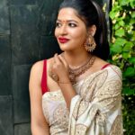 Azmeri Haque Badhon Instagram - শুভ নববর্ষ ❤️! Wearing @safiyasathi @gluedtogether.handcrafted.art