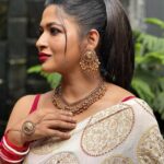 Azmeri Haque Badhon Instagram - শুভ নববর্ষ ❤️! Wearing @safiyasathi @gluedtogether.handcrafted.art