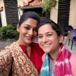 Azmeri Haque Badhon Instagram - I met with her after so long, but the connection we have developed over time is so strong and real that when I talk to her, I feel like she can feel me and my thoughts! And I feel like I can breathe whenever I talk to her. Love you 🥰