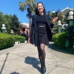 Azra Akın Instagram - 💛☀️💛