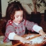 Azra Akın Instagram – Hamur hamur olalı böyle eziyet görmedi 😂 Emine Teyze çok teşekkürler ❤️