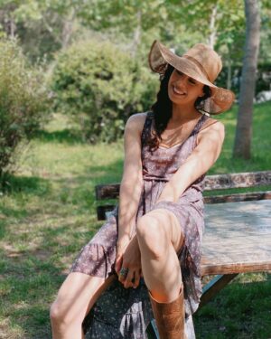 Azra Akın Instagram - 🤠