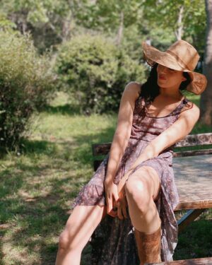 Azra Akın Instagram - 🤠