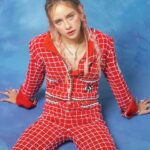 Azul Guaita Instagram - GRAZIA Noviembre. Para Azul Guaita, el cielo es el límite y vivir cada momento es parte importantísima de su vida. Proyecta el empuje de las nuevas generaciones que vienen con todo a proponer, actuar y cambiar las reglas del juego y como actriz con 21 años en el medio del espectáculo nos platica que sigue después del éxito de REBELDE y al mismo tiempo comparte: “Para mí ser parte del squad de TOUS es algo con lo que me siento muy afortunada y feliz, es una marca que conozco desde hace tiempo, comparto muchos de sus valores, me encanta que sea súper familiar y es una responsabilidad muy grande para mí. La nueva imagen y la evolución que ha tenido me parecen increíbles, me encanta la nueva propuesta creativa que trae y espero poder seguir colaborando por muchos años”. No te pierdas nuestra historia con Azul Guaita para seguir sorprendiéndonos con ella y lo que significa la moda, la música y pertenecer al squad de TOUS.   Para más de Azul, moda, belleza y tendencias entra a GRAZIA.MX y busca nuestra edición impresa de Noviembre. . . . . . . . . . . Directora Editorial. @tonisalamanca Fotografía. Jesús Soto @jsotofuentes Asistente de Fotografía. Manuel G. Coordinador de Moda. @alo_murillo_ Asistente de Vestuario. @bettopop Maquillaje. @chentechapirtas Peinado. @rasec.hair Producción. @estudioalfaonce #azulguaita #azul #otoño #fallwinter #revelde #moda #fashion #belleza #celebridades #grazia #noviembre