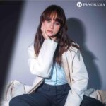 Azul Guaita Instagram - #𝗘𝗻𝗣𝗼𝗿𝘁𝗮𝗱𝗮 | 🔦💫 Parece que ha vivido bajo los reflectores toda la vida, pues desde muy pequeña ha estado en el medio y para #AzulGuaita lo mejor está por venir y está lista para romperla este 2024 donde uno de sus papeles más esperados es el que tendrá en la serie de “Como Agua Para Chocolate” 🎬 Contar distintas historias y darle vida a diversos personajes es algo que Azul disfruta mucho, y sobre el proceso nos platicó cuál es su parte favorita: 👉🏼 “Explorar diferentes sentimientos, situaciones que chance jamás viviré o algunas experiencias que ya he tenido y meterle un poco de lo que yo sentí pasando esas situaciones y darle un poco de eso a mis personajes” ¿Quieres saber de qué más platicamos con ella? En el LINK EN BIO la entrevista completa 📌 ✍🏼 @ailedd_om 📷 @diegofierce 💄🪮 @leonelmakeup para @revlonmexico y @hottoolslatam 👩‍💻: @markatalent