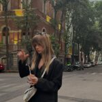 Azul Guaita Instagram - En la tercera foto de puede ver como casi me atropella una moto.. la ultima foto es sorpresa