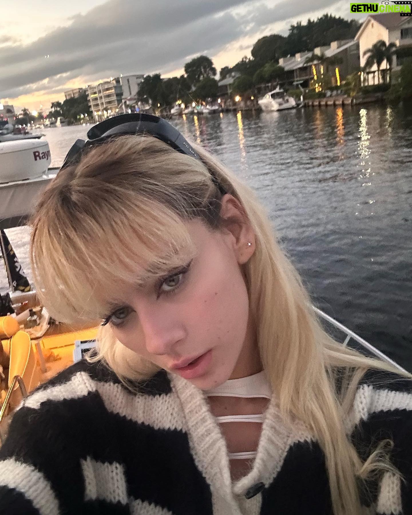 Azul Guaita - 116.7K Likes - Miami bonito