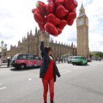 Bárbara Islas Instagram - Aquí romantizando la vida desde #Londres 💂‍♂️
