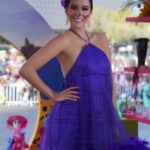 Bárbara Islas Instagram - “Hay que vivir sonriendo, para morir contentos.” 💜🙌🏻 Vestido @christiancolunga.mx