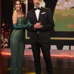 Bárbara Islas Instagram - Un año mas 💚 @premiolonuestro #premiolonuestro #Styling @dantealbertti #vestido @danielperezmexico @daniel_perezz_ #makeup&hair @simri_abner