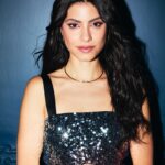 Bárbara López Instagram – ¡¡¡Por fin!!! @cosmopolitanmx gracias por esta hermosa portada que moría por compartir. Gracias siempre por este hermoso espacio lleno de talento. 

Fotos: @weshootmuch
Styling: @rodrigoaalcantara
Makeup: @israquiroz para @sisleyparisofficial con la nueva Phyto Teint Perfection
Pelo: @alejandroiniguezhair para @hairrituelbysisley
Locación: @_maison_celeste
Entrevista: @gabrielavceja

Y mi más especial gracias a @puntoentmx @michelleverdugo por todos estos sueños alcanzados 🫡 ✨🦋 gracias infinitas 🦋✨