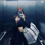 Bárbara Lombardo Instagram – 1. Dos gatitos enamorados 
2. Hay equipo 🍀✨🧿
3. Post pastas 💜 
4. En la ofi 
5. Mis verduras y frutas orgánicas @almazentiendaorganica_ 💞❤️
6. Mi desayuno favorito.