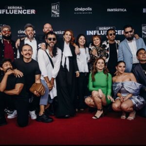 Bárbara Lombardo Instagram - Morelia fue hermoso @ficm 💚 gracias infinitas a @carlossantos.mx por confiar en mí y dejarme interpretar a “Jackie Lombardo” a @monicahuarte por ser la mejor compañera y al MEJOR crew por ser los mejores compañeros y técnicos. #SeñoraInfluencer se ve divina. Espero puedan verla pronto en los cines de todo México 🇲🇽 #señorainfluencer 
•
Gracias @_tavogarcia @mishkabuenosaires