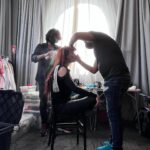 Bárbara Lombardo Instagram – Behind the scenes 👁️❤️‍🔥 #SeñoraInfluencer 🩷 🇲🇽
A•H•O•R•I•T•A en @primevideolat ⚠️ Ya la vieron???? 
1. Jackie Lombardo preparándose para la acción.
2. La #Queen @monicahuarte aka Fati Ferro
3. El gran @dave_rock_photography ( Director de Fotografía y  @fer_ashane la mejor AD de México. 
4. Mónica y yo chismeando en el Barrio de La Roma ☺️
5. El dire @carlossantos.mx y nosotras dos felices habiendo superado el primer día de rodaje 
6. Moni y Kimba Huarte en set 🤍
7. Aquí @alxmakeup Moni y dándolo todo #makeup
8. Jackie y su capa blanca 
9. Moni canalizando a Fati 
10. Llegando al set mareada por la altura de CDMX pero lista siempre.