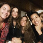 Bárbara Mori Instagram - Repetimos o que? ❤️ @stephaniesigman @mariannaburelli @yosoycordova