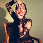Bárbara Mori Instagram – “Los miedos que cargamos los seres humanos están totalmente relacionados con el miedo a la muerte, con el miedo a no estar, a desaparecer…” @delamori en “Panthère” de #Cartier para nuestra Edición No. 57. 

Mira la historia completa en wwww.revista192.com

Fotografía @fabiolazamora texto @dmiklos estilismo @ottero.mx maquillaje @gusbortolotti pelo @octavioleon asistente de estilismo @gabrielcostantini asistente de fotografía @saridmaldonado retoque digital @ahue.huete

#editorial #BarbaraMori #xvaños192
