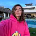 Bárbara Mori Instagram – AMOR al mundo.