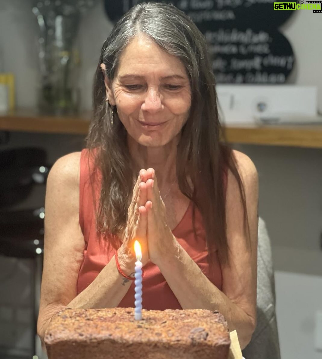 Bárbara Mori Instagram - Feliz cumpleaños mujer hermosa! Te amo mamá! @rosarioochoa ❤️