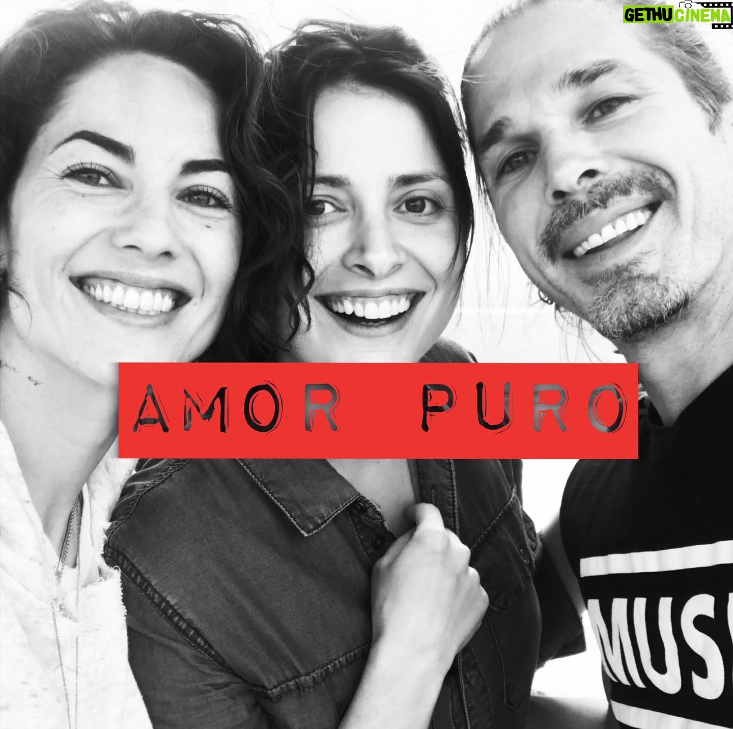 Bárbara Mori Instagram - Amor del Bueno, del Puro. Que buen recuerdo. Los amo ❤️ @lecheruiz @siouzana
