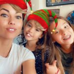 Bárbara Mori Instagram - Abre el corazón para aquellos que siguen tus pasos. Muy buenos días. Cons & Cami. ❤️