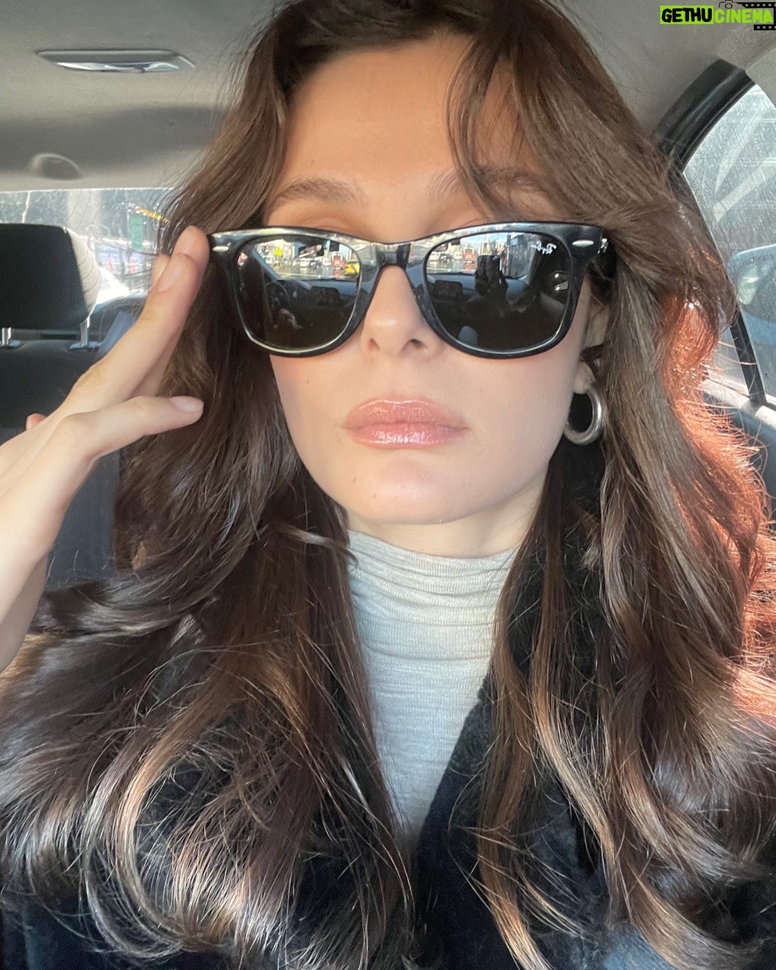 Büşra Develi Instagram - Elmas is loading...#aşkınpusulası