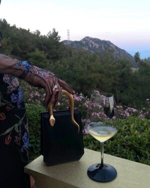 Büşra Develi Instagram - 🥂✨🤍