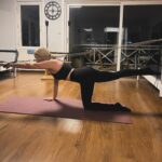 Büşra Pekin Instagram - Yeni senenin ilk antrenmanı! En sevdiğim sözü size hatırlatmak istiyorum! Düzenli yaptığınız her şey fark yaratır! İyi ve sağlıklı yıllar herkese! 🤍